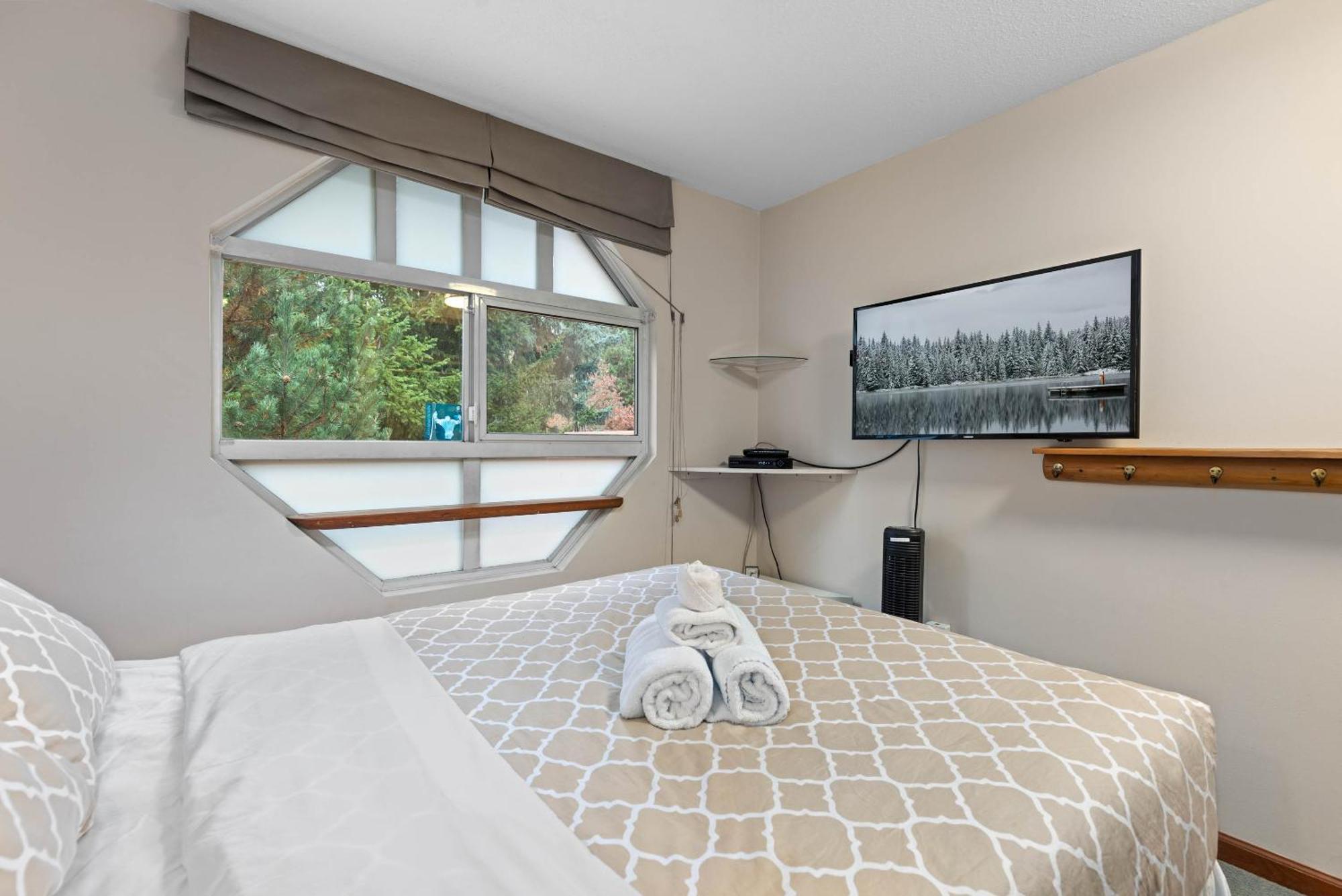 Stoney Creek Sunpath By Whistler Premier Apartment Exterior foto