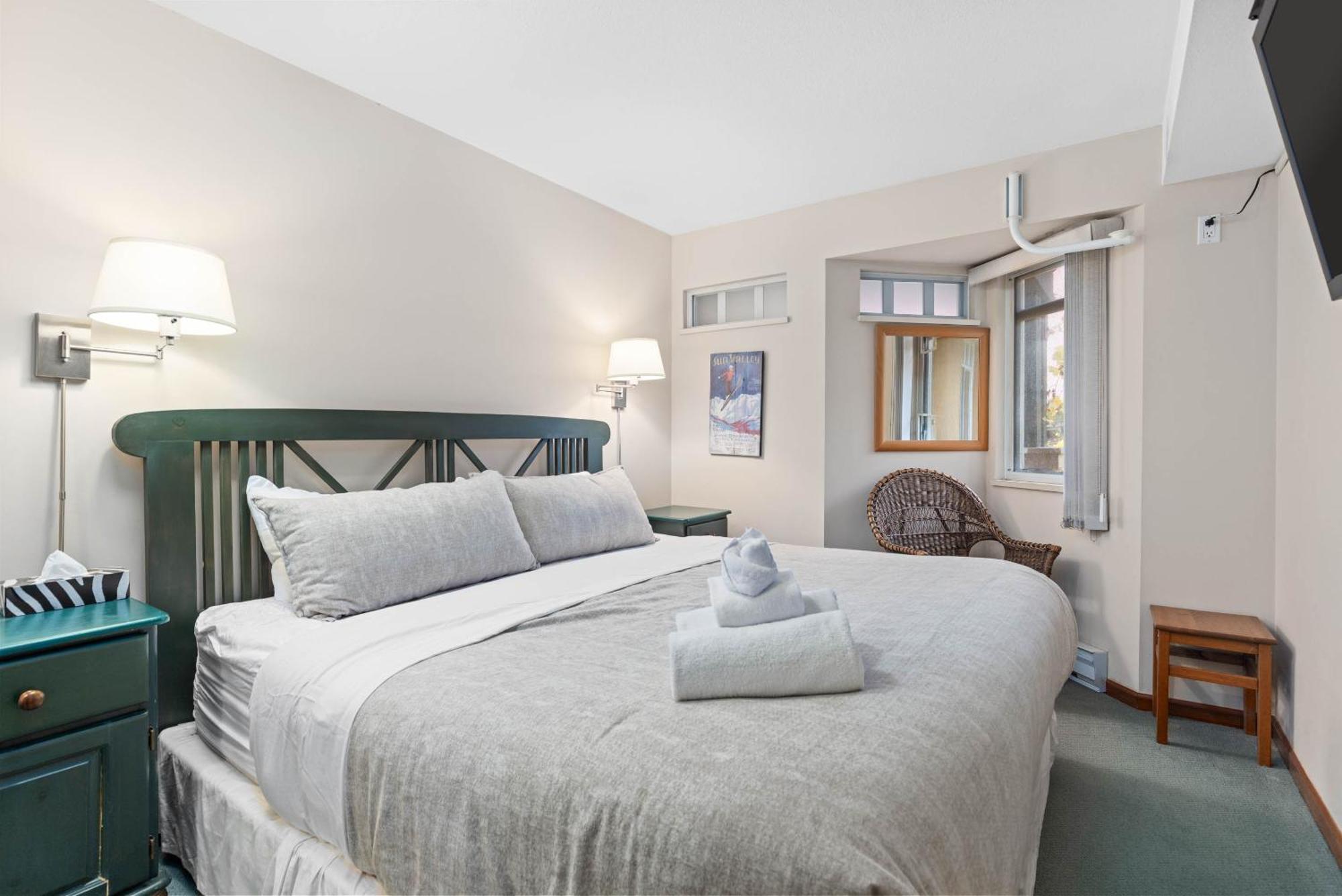 Stoney Creek Sunpath By Whistler Premier Apartment Exterior foto